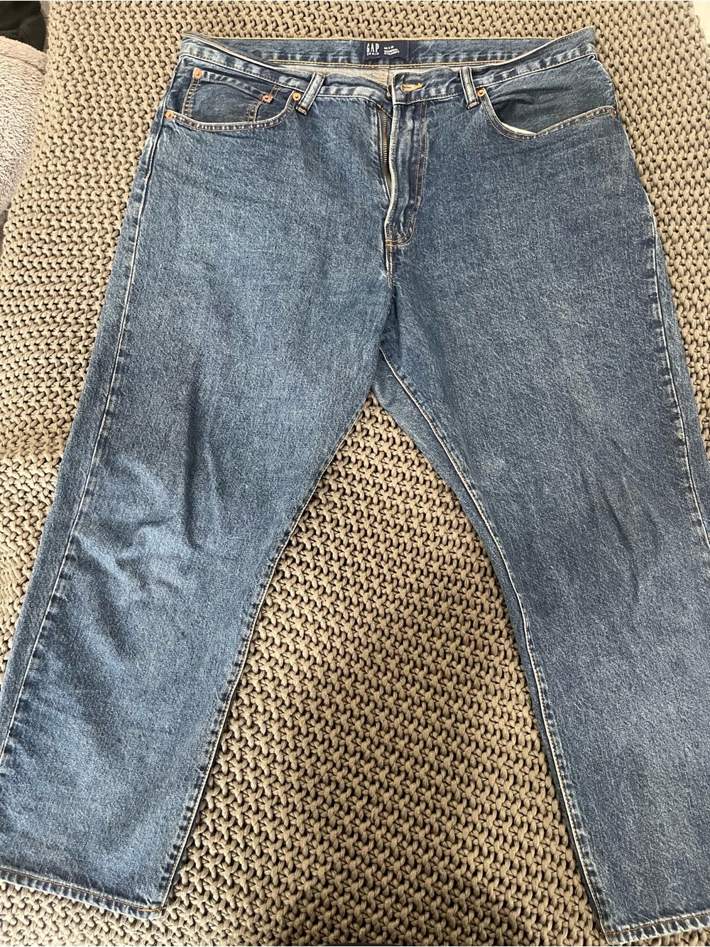 GAP Men's Straight-Leg Medium Blue Denim Jeans